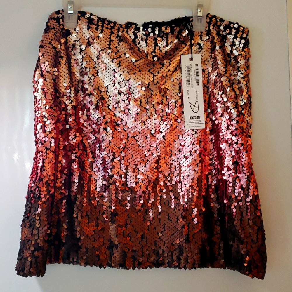 Sequins mini skirt